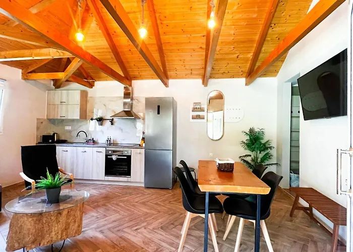Elleria\'S House