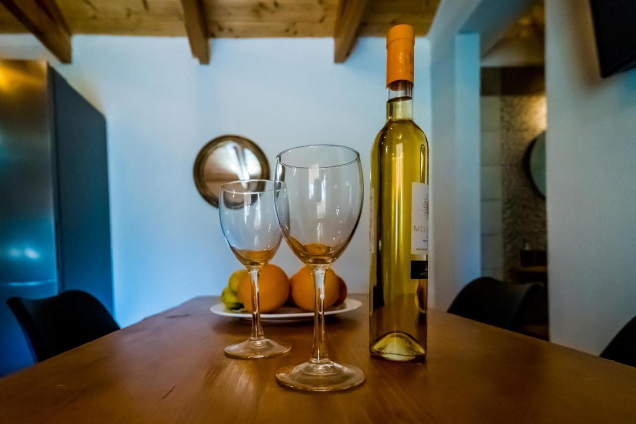Elleria's House Apartment