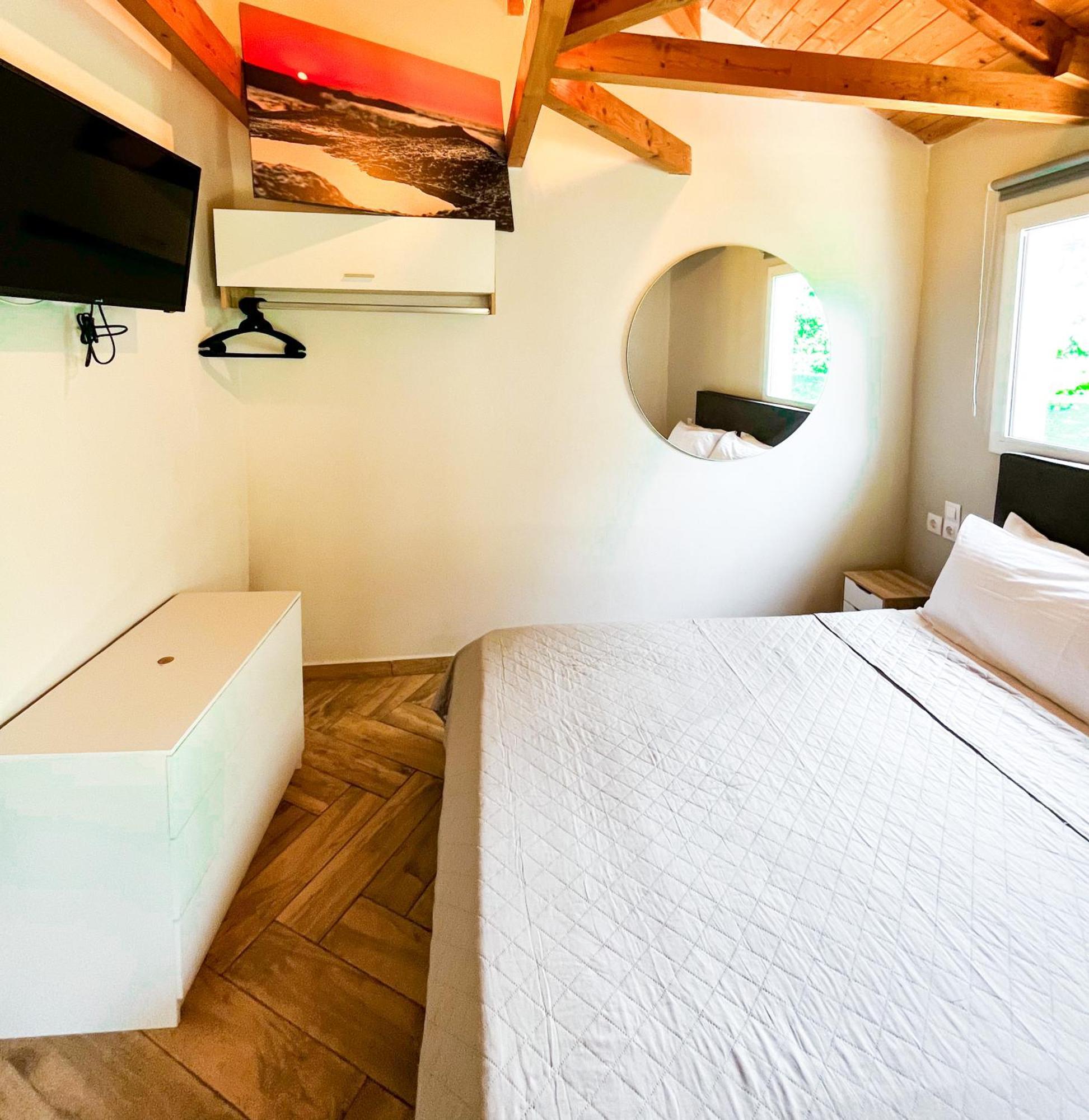 Elleria's House Apartment Frinion