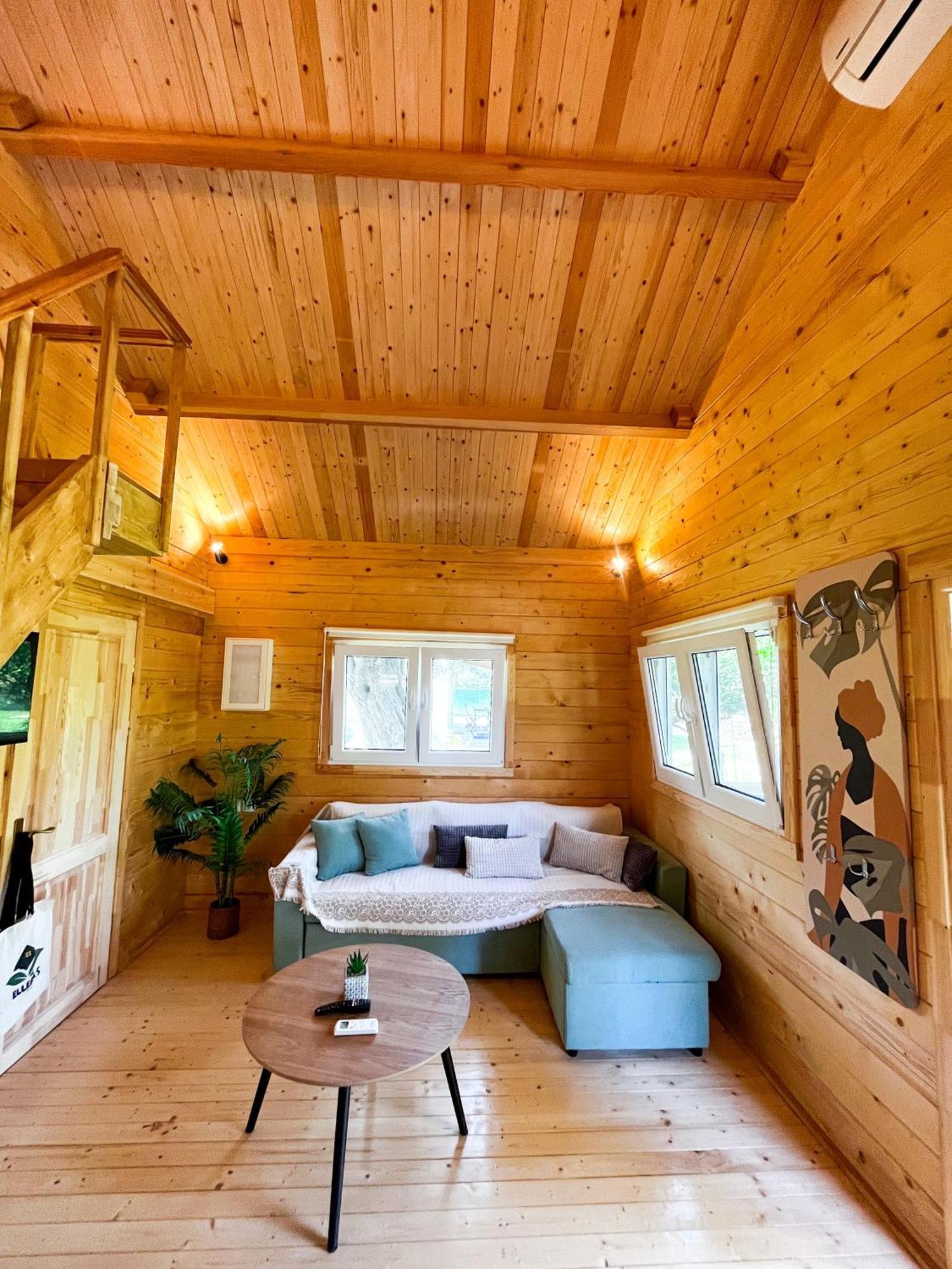 Elleria's House Apartment